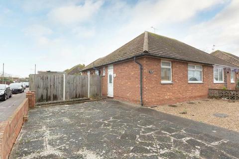 2 bedroom bungalow to rent, Northwood Road, Broadstairs CT10