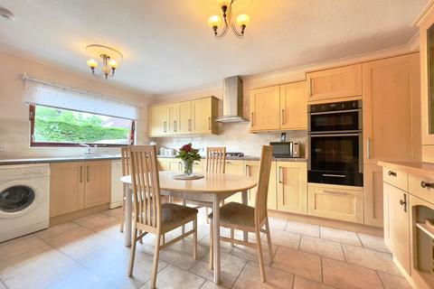 1 Broom Road, Kinross, KY13 8BU