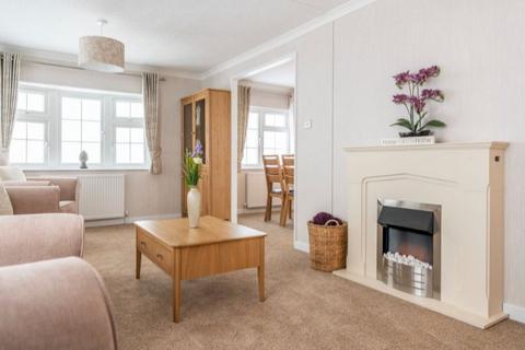 2 bedroom park home for sale, Lakeside Retreats Residential Park, , Cliff Lane NG32