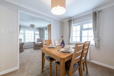 2 bedroom park home for sale, Lakeside Retreats Residential Park, , Cliff Lane NG32