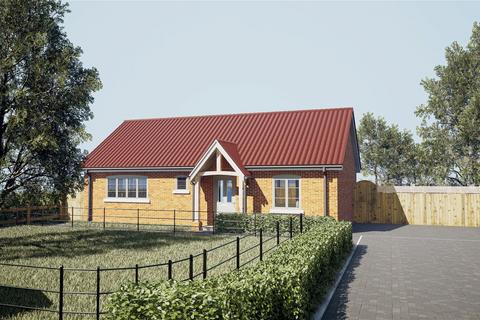 2 bedroom detached bungalow for sale, Wissett Road, Halesworth, Suffolk, IP19 8BT