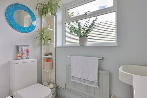 6 Dodds Mead, Haslingfield, Cambridge, CB23 1LD