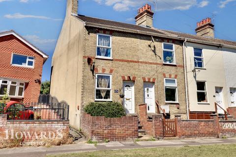 2 bedroom end of terrace house for sale, Hall Road, Lowestoft