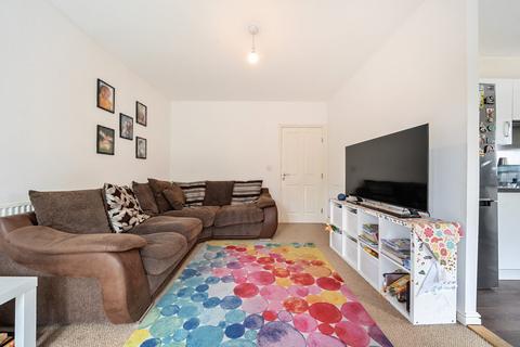 2 bedroom apartment for sale, Willoughby Avenue, Uxbridge, Middlesex