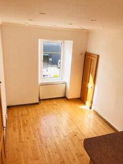 1 bedroom flat to rent, Seafield Road, Edinburgh EH6