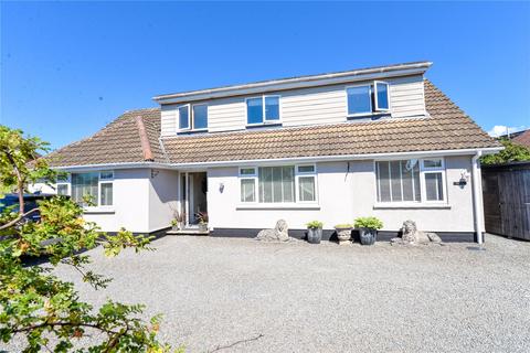 4 bedroom bungalow for sale, North Greenlands, Pennington, Lymington, New Milton, SO41