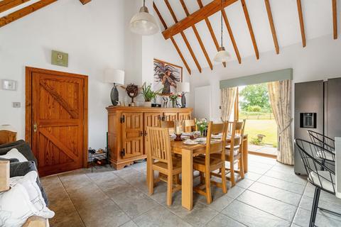 3 bedroom barn conversion for sale, Droitwich WR9