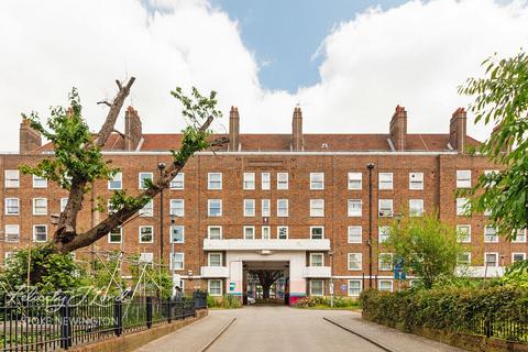 2 bedroom flat for sale, Malvern House, Stamford Hill, N16