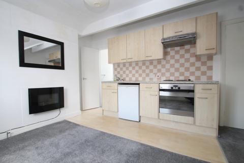1 bedroom flat to rent, Hawthorn View, Leeds, West Yorkshire, LS7