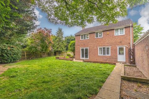 4 bedroom detached house for sale, Gainsborough Way, Swindon SN5