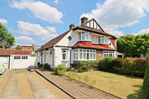 25 Ronald Close, Beckenham, BR3 3HX