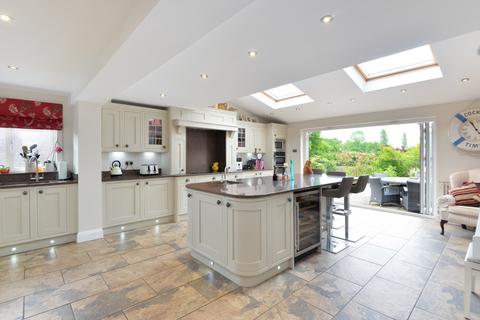 4 bedroom detached house for sale, Stonehill, Sellindge