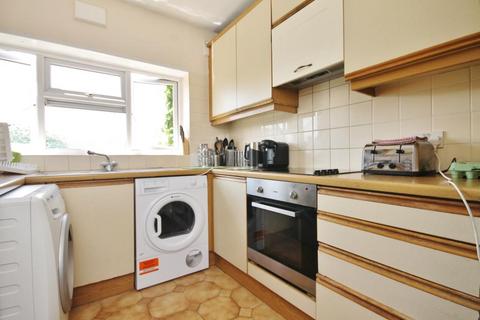 3 bedroom maisonette to rent, Hadrian Way, Staines-upon-Thames, Surrey, TW19