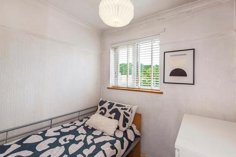 69 Bastion Road, London, SE2 0RH
