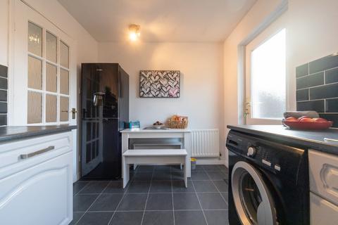 2 bedroom terraced house to rent, Gilberstoun Wynd, Brunstane, Edinburgh, EH15