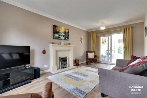 4 bedroom detached house for sale, Sandfield Meadow, Lichfield WS13