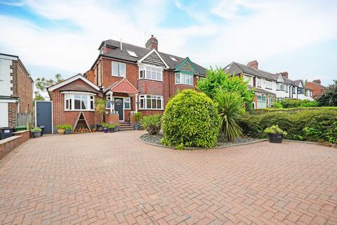 4 bedroom semi-detached house for sale, Longdon Road, Knowle, B93