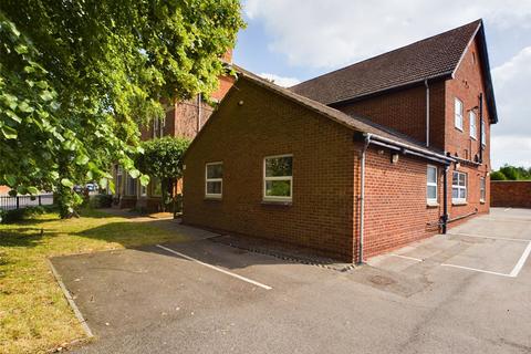 2 bedroom bungalow to rent, Headlands, Kettering, Northamptonshire, NN15