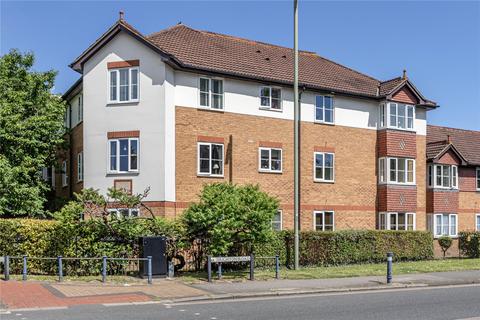 2 bedroom flat for sale, Brighton Road, Addlestone KT15