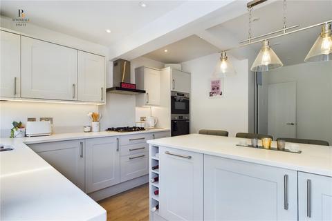 13 Stanley Square, Carshalton, SM5 4LX