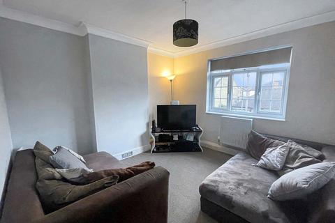 2a Loring Road, Isleworth, TW7 6QA
