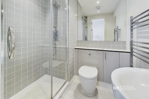 1 bedroom flat for sale, North Cheam SM3