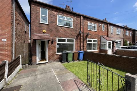 2 bedroom terraced house to rent, Priory Lane, Stockport, Cheshire, SK5