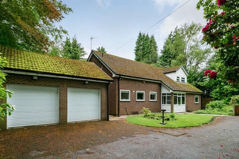 4 bedroom detached house for sale, Planetree Road, Hale, WA15