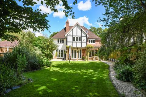 6 bedroom detached house for sale, The Avenue, Brentwood, CM13