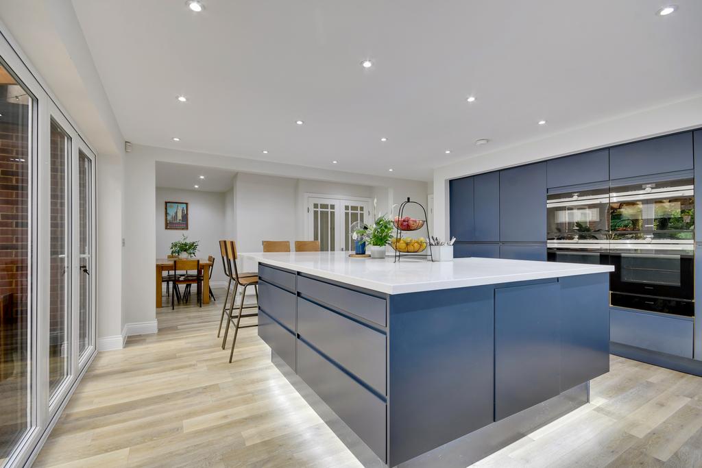 Kitchen / Breakfast Room