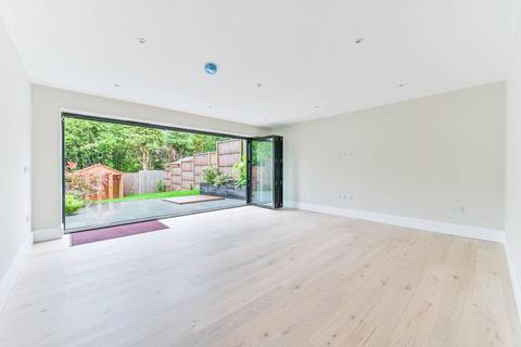 5 bedroom house to rent, Fir Hollow Gardens, Croydon, Kenley, CR8
