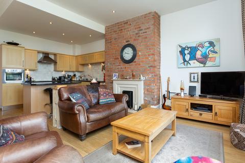 2 bedroom apartment for sale, West Cliff, Preston, Lancashire