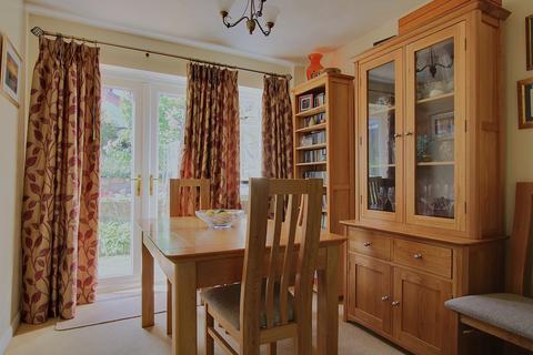 3 bedroom detached house for sale, Clover Way, Romsey