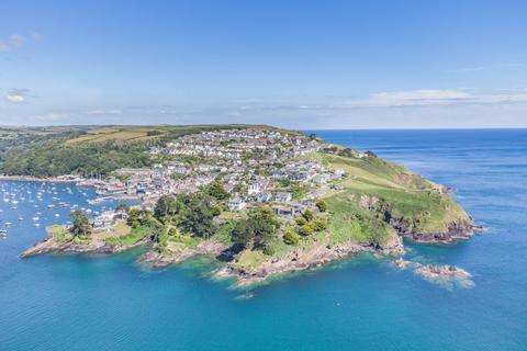 The Old Vicarage, 2 Battery Lane, Polruan, Fowey, PL23 1PW