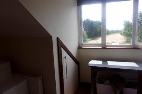 2 bedroom maisonette to rent, Delabole, Cornwall