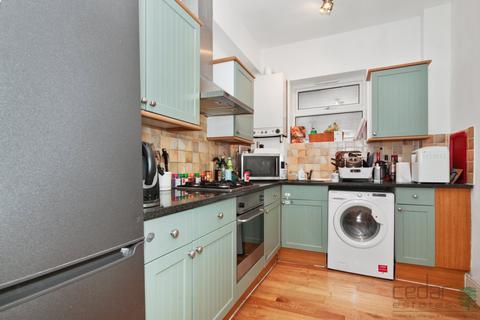 2 bedroom flat to rent, Brondesbury Road, Brondesbury NW6