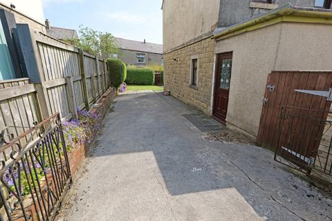 3 bedroom terraced house for sale, Dickens Avenue, Barnoldswick, BB18