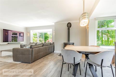 1, Thornlee Thornley Lane, Grotton, Oldham, OL4 5RH