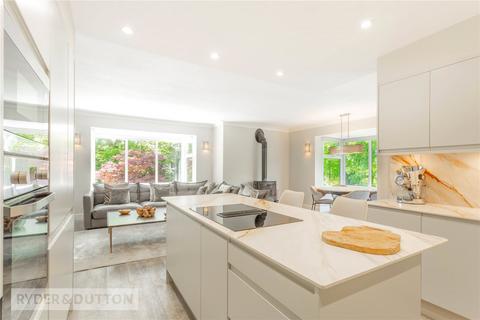 1, Thornlee Thornley Lane, Grotton, Oldham, OL4 5RH