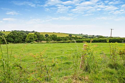 4 bedroom detached house for sale, Morchard Road, Crediton, Devon