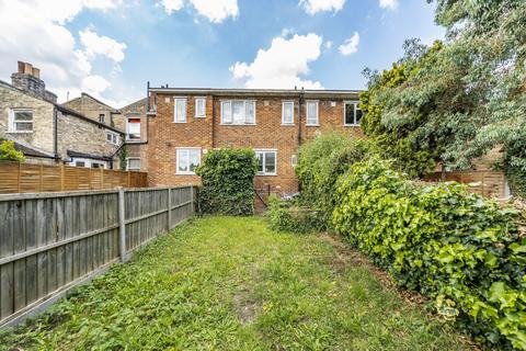 3 bedroom terraced house for sale, Howbury Road, London