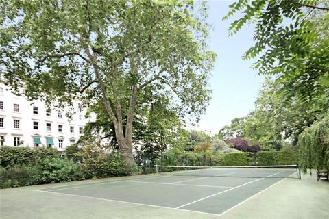 Flat 1, 2 Warwick Square, London, SW1V 2AA