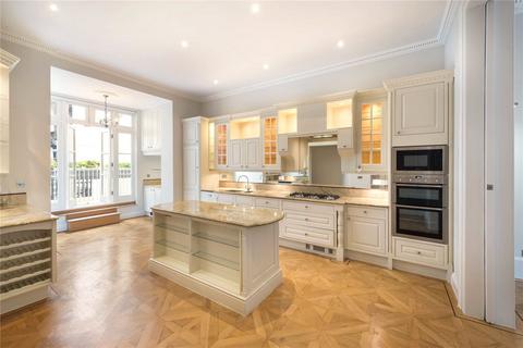 Flat 1, 2 Warwick Square, London, SW1V 2AA