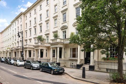 Flat 1, 2 Warwick Square, London, SW1V 2AA