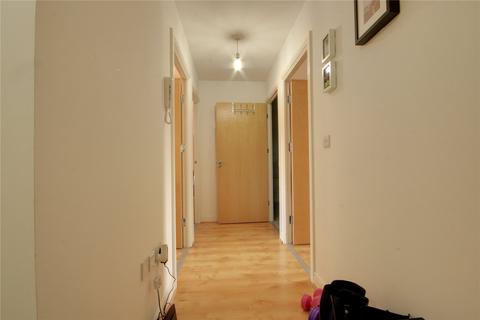 2 bedroom flat for sale, Melling Drive, Enfield, EN1