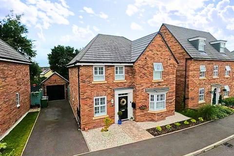 4 bedroom detached house for sale, Orwell Road, Market Drayton, TF9