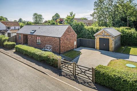2 bedroom detached bungalow for sale, 101A High Street, Brant Broughton, Lincoln, Lincolnshire, LN5