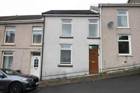 3 bedroom terraced house to rent, Thornwood Place, Treharris. CF46 5AB