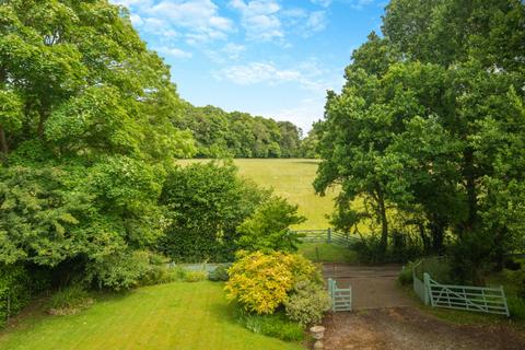 4 bedroom detached house for sale, Rucklers Lane, Kings Langley, Hertfordshire