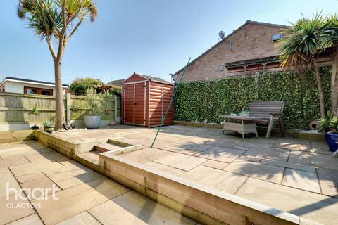 4 bedroom semi-detached house for sale, Abinger Close, Clacton-On-Sea